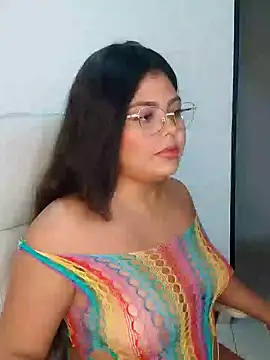 kiara-evans02 online show from 12/01/25, 11:05