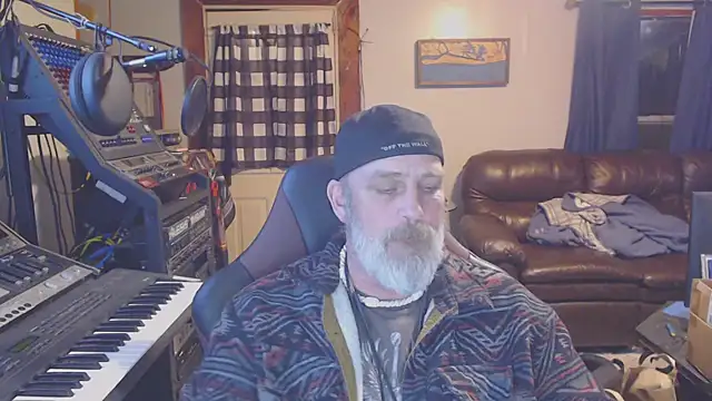 jimdacbin420 online show from 02/13/25, 01:40