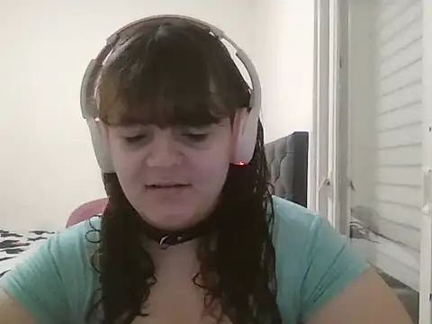 Snapshot of Bombon_ok chatting on 03/02/26, 04:24 Bombon ok online show from 03/02/26, 04:24