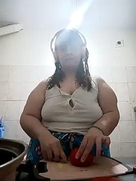 Snapshot of Bombon_ok chatting on 03/03/26, 04:30 Bombon ok online show from 03/03/26, 04:30