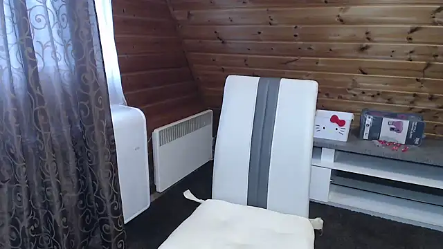 LaMadrina006 online show from 11/20/25, 09:21