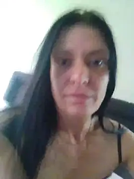 Snapshot of michelle105 chatting on 06/08/26, 01:55 michelle105 online show from 06/08/26, 01:55
