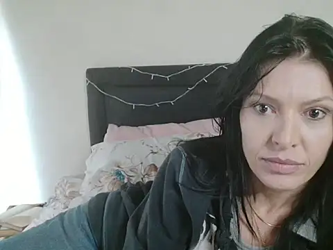 michelle105 online show from 05/26/26, 02:37