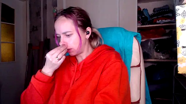 las sweet online show from 11/17/25, 09:02