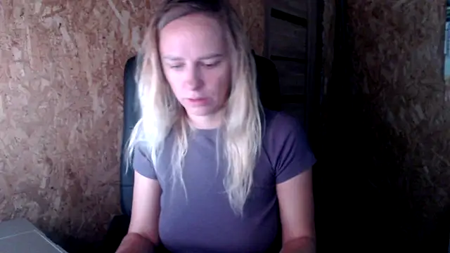 Snapshot of las_sweet chatting on 09/10/25, 01:54 las sweet online show from 09/10/25, 01:54