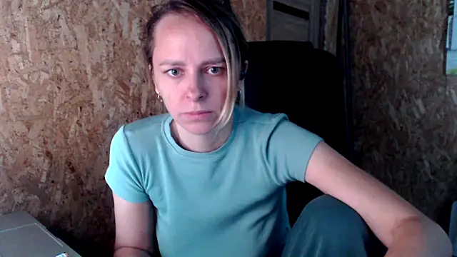 Snapshot of las_sweet chatting on 09/17/25, 07:43 las sweet online show from 09/17/25, 07:43