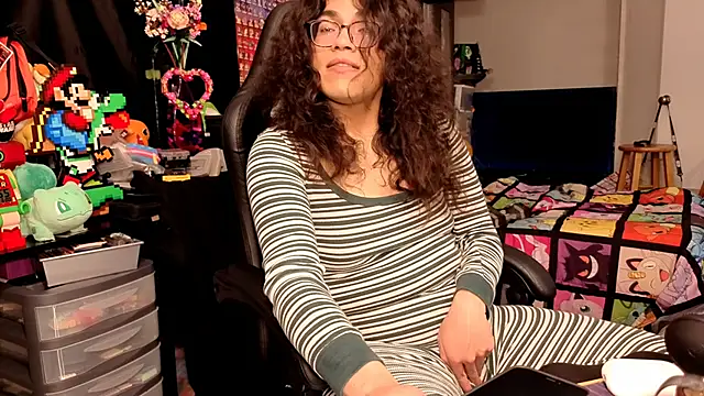 ShinyCherub online show from 09/15/25, 12:22