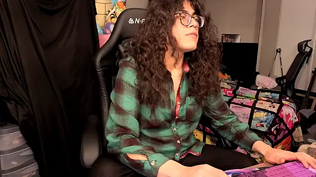 ShinyCherub online show from 11/24/25, 11:27