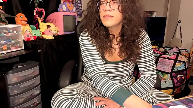 ShinyCherub online show from 10/05/25, 02:35