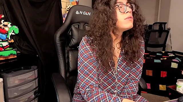 ShinyCherub online show from 11/14/25, 03:54