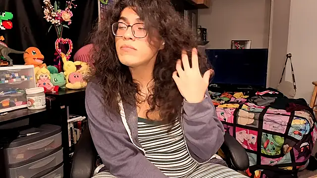 ShinyCherub online show from 10/04/25, 05:42