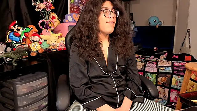 ShinyCherub online show from 11/04/25, 05:06