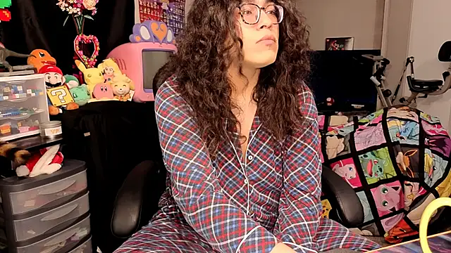 ShinyCherub online show from 10/22/25, 08:47