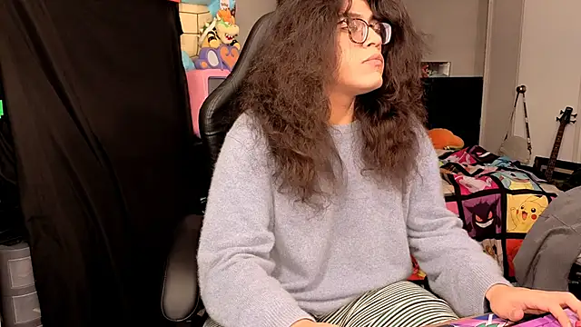 ShinyCherub online show from 12/02/25, 11:12