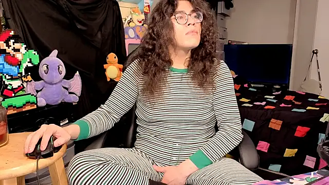 ShinyCherub online show from 12/15/25, 03:34