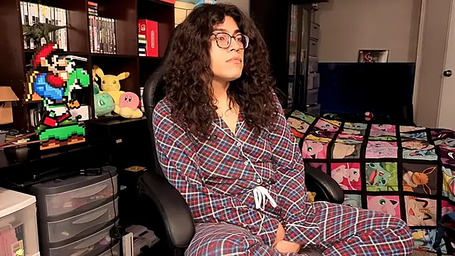 ShinyCherub online show from 11/12/25, 01:32