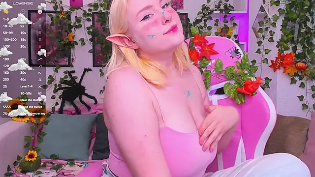 art lovee online show from 10/25/25, 02:22