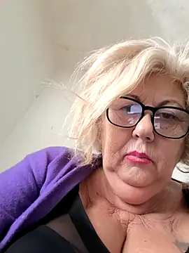 Merilulla online show from 11/10/25, 08:41