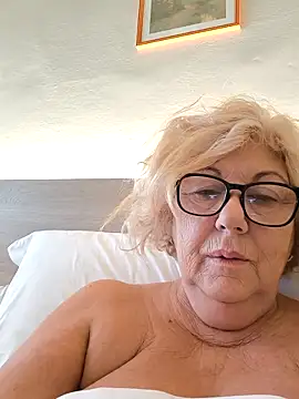 Merilulla online show from 11/15/25, 09:35