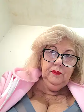 Merilulla online show from 11/11/25, 02:45