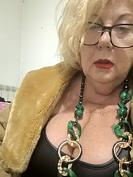 Merilulla online show from 11/26/25, 02:44