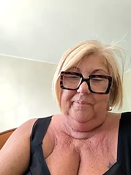 Merilulla online show from 04/10/26, 02:24