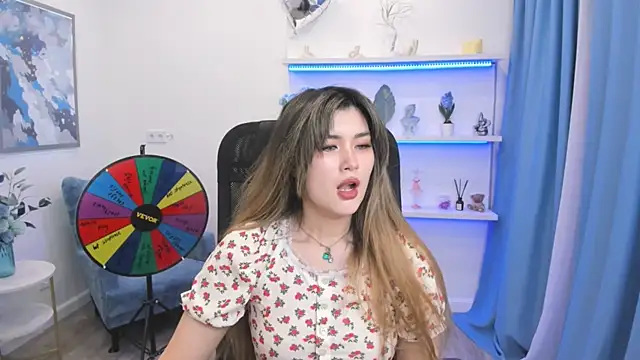 AnneTLi online show from 04/28/26, 03:22