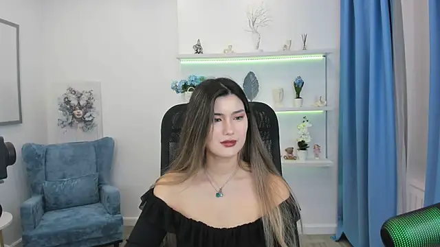 Snapshot of AnneTLi chatting on 09/17/25, 07:16 AnneTLi online show from 09/17/25, 07:16