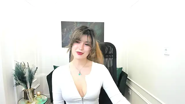 AnneTLi online show from 05/29/26, 03:34