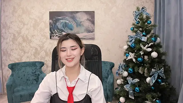 Snapshot of AnneTLi chatting on 12/22/24, 09:44 AnneTLi online show from 12/22/24, 09:44