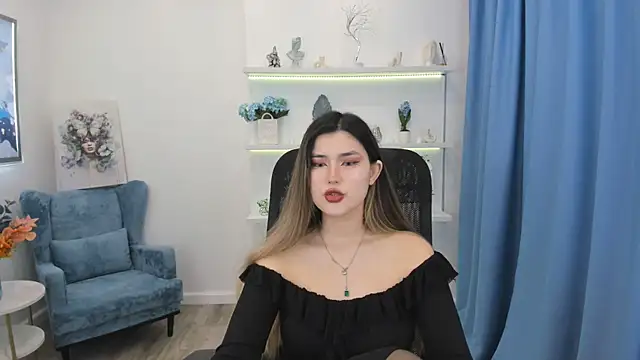 AnneTLi online show from 11/30/25, 03:29