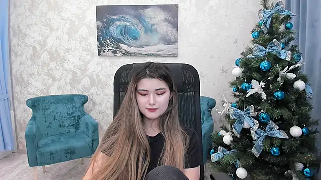 Snapshot of AnneTLi chatting on 12/29/24, 10:56 AnneTLi online show from 12/29/24, 10:56