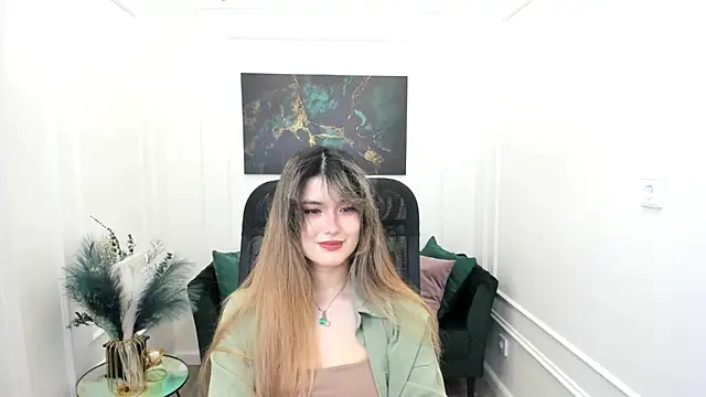 AnneTLi online show from 05/23/26, 04:11
