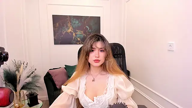 AnneTLi online show from 05/10/26, 03:21