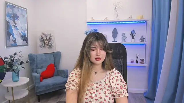 AnneTLi online show from 04/19/26, 03:18