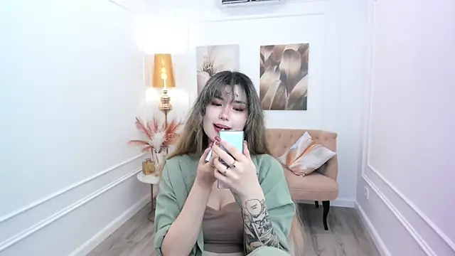 AnneTLi online show from 05/26/26, 03:15