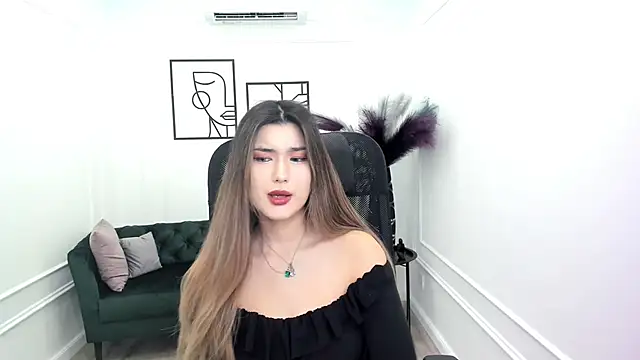 Snapshot of AnneTLi chatting on 09/20/25, 03:22 AnneTLi online show from 09/20/25, 03:22