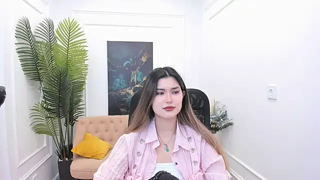 AnneTLi online show from 11/09/25, 03:21