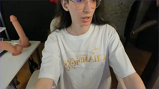 Mayala   online show from 03/07/26, 04:01