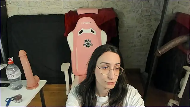 Mayala   online show from 03/13/26, 07:19