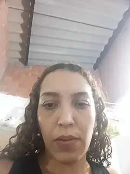 Snapshot of thefockers69 chatting on 12/16/25, 11:31 thefockers69 online show from 12/16/25, 11:31