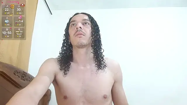 Snapshot of thefockers69 chatting on 10/27/25, 06:25 thefockers69 online show from 10/27/25, 06:25