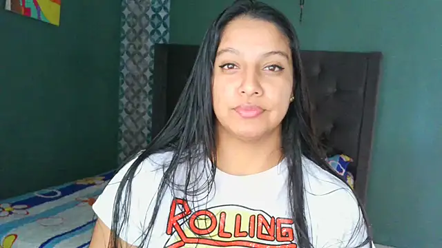 almaswan1 online show from 11/18/25, 03:48