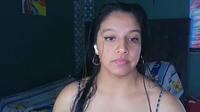 Snapshot of almaswan1 chatting on 09/29/25, 03:28 almaswan1 online show from 09/29/25, 03:28