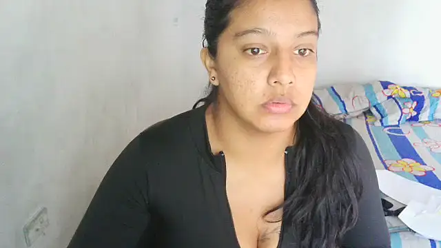 Snapshot of almaswan1 chatting on 02/10/25, 01:22 almaswan1 online show from 02/10/25, 01:22