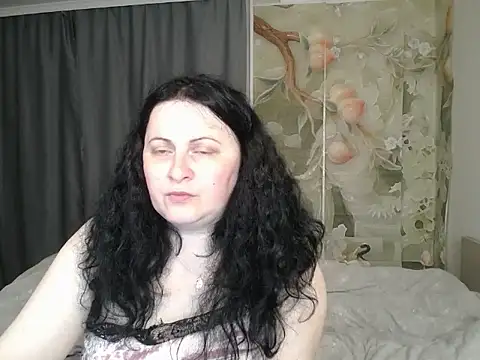 Snapshot of Lillian2 chatting on 06/07/26, 07:19 Lillian2 online show from 06/07/26, 07:19