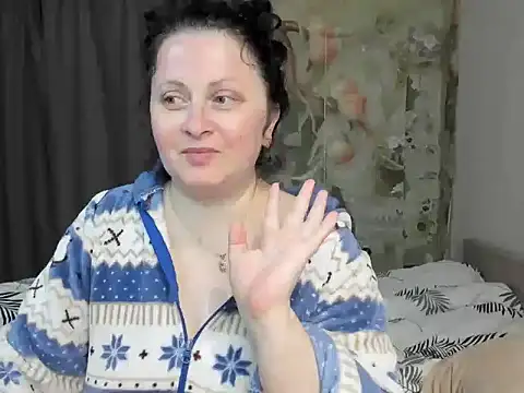 Lillian2 online show from 05/16/26, 05:28