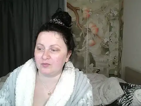 Snapshot of Lillian2 chatting on 06/09/26, 09:16 Lillian2 online show from 06/09/26, 09:16