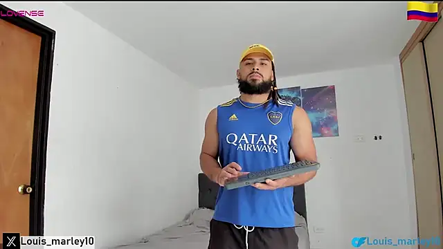 Snapshot of Louis_marley__ chatting on 02/13/26, 07:36 Louis marley online show from 02/13/26, 07:36