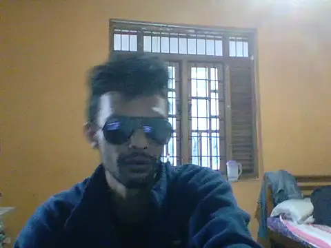 Rusiru32 online show from 12/15/25, 12:49